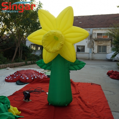 Yellow 2m inflatable garden flower balloon