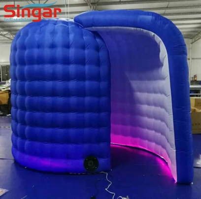 Popular inflatable photo booth